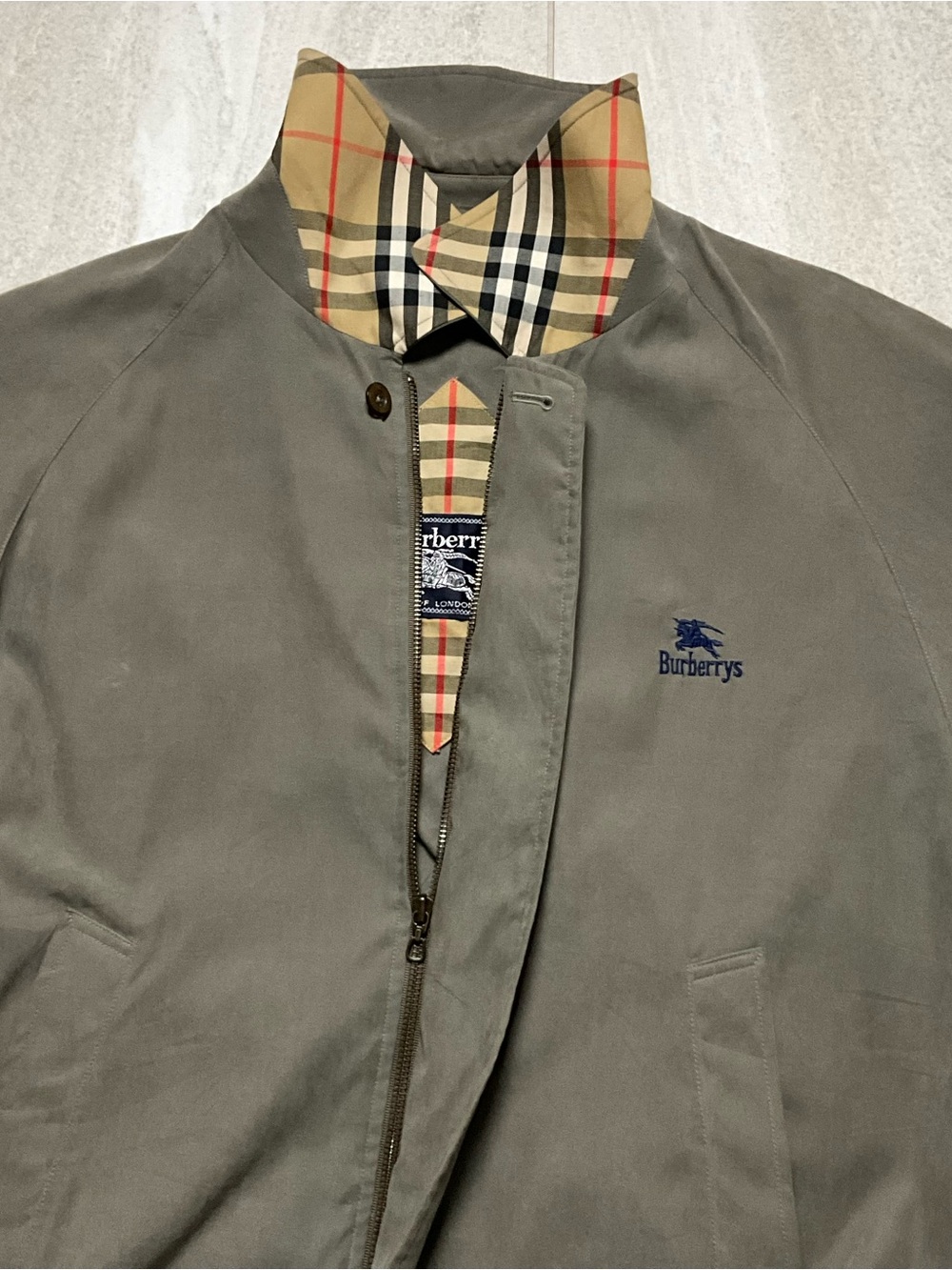 VINTAGE BURBERRY OLIVE GREEN HARRINGTON JACKET EMBROIDERED LOGO NOVA CHECK RARE - Picture 10 of 15
